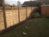 All types of domestic, commercial and agricultural fencing and hedge laying